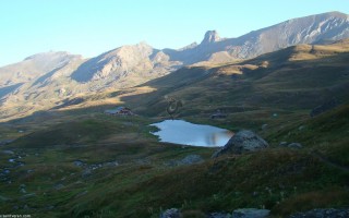 lac et refuge de la blanche