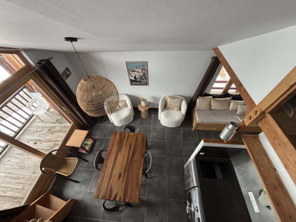 Séjour vu de la mezzanine