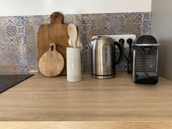 Bouilloire et machine Nespresso
