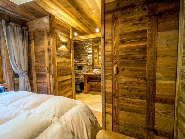 chambre 1 +salle de bains