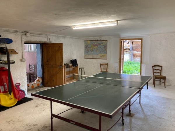 La salle de ping-pong / ski-room