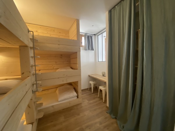 Chambre 3 - 6 lits superposés 90x200